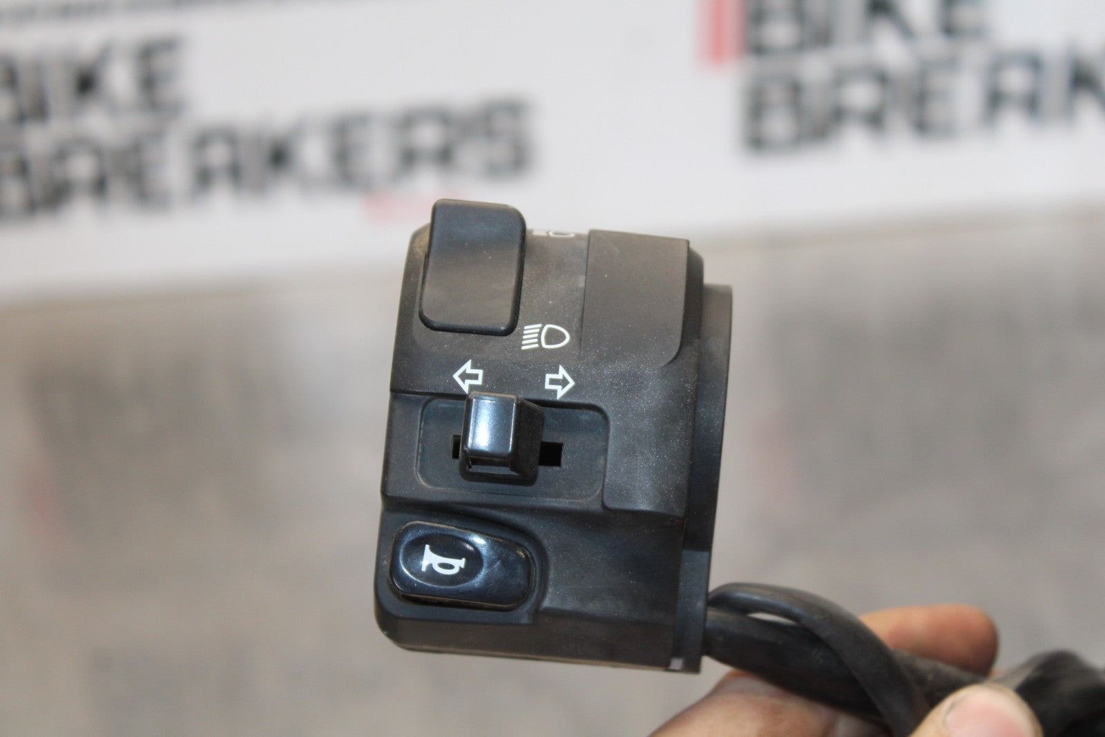 18-23 KAWASAKI NINJA 400 EX400 ABS LEFT CLIP ON HANDLE HORN SIGNALS SWITCH BB177