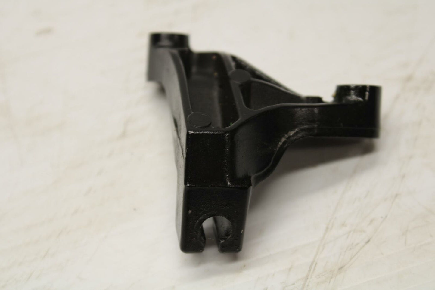 09-12 KAWASAKI NINJA ZX6R CLUTCH CABLE HOLDER MOUNT STAY BRACKET BB272