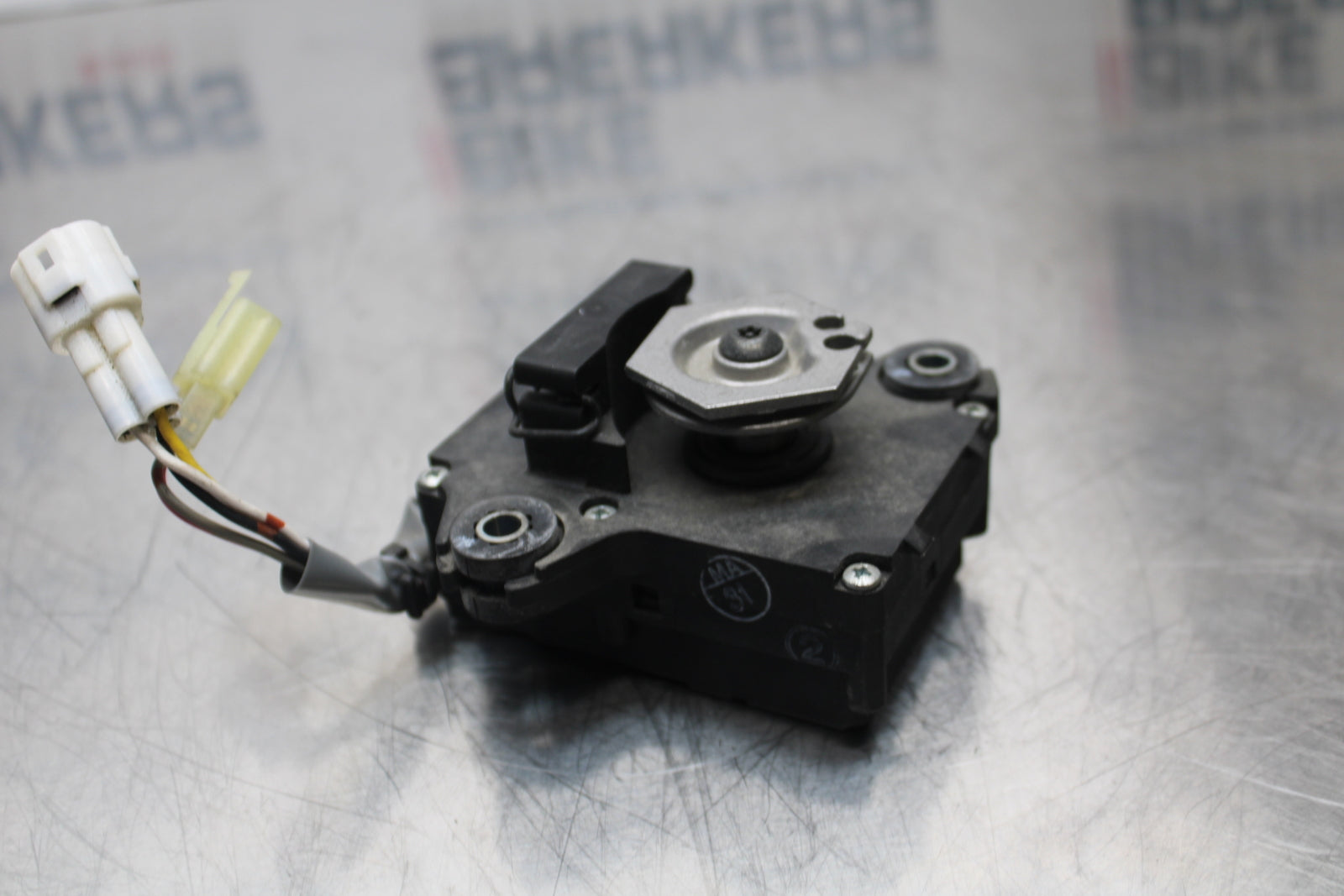 13-17 KAWASAKI NINJA ZX6R ZX636 ABS EXHAUST VALVE SERVO MOTOR BB143