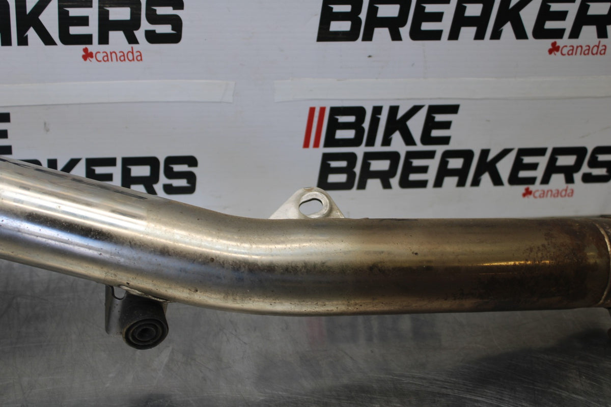 09 KAWASAKI CONCOURS 14 ZG1400B EXHAUST PIPE MUFFLER SLIP ON CAN BB875