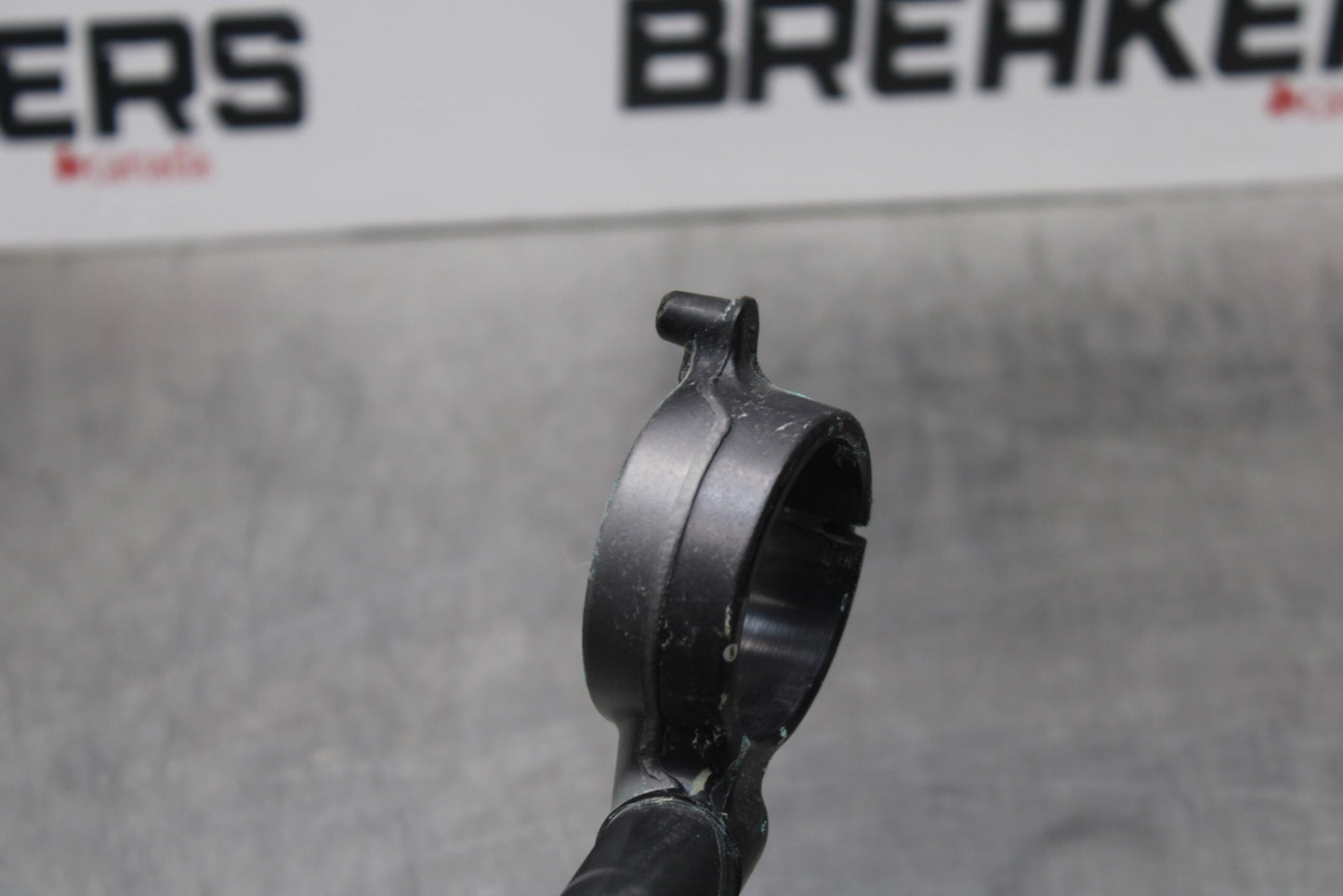 11-22 SUZUKI GSXR 600  LEFT CLIP ON HANDLEBAR BB193