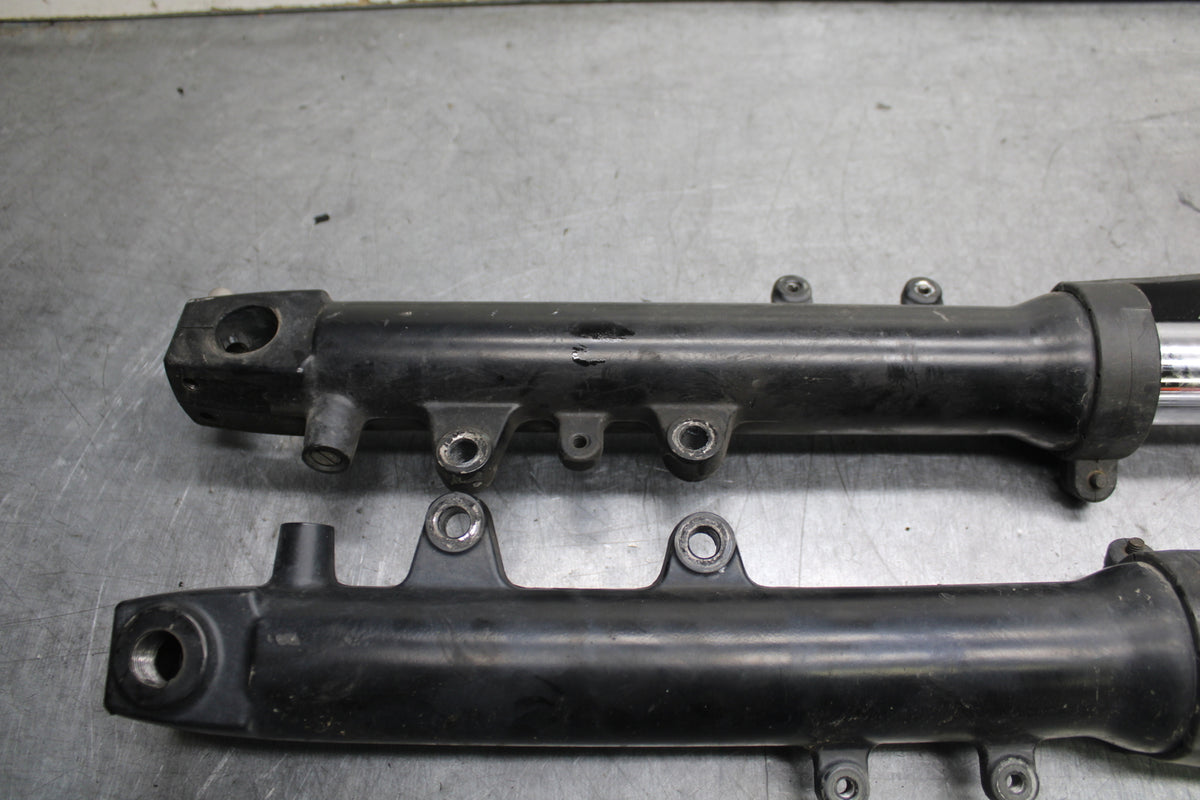 03-04 TRIUMPH DAYTONA 600 FRONT FORKS SHOCK SUSPENSION SET PAIR BB745