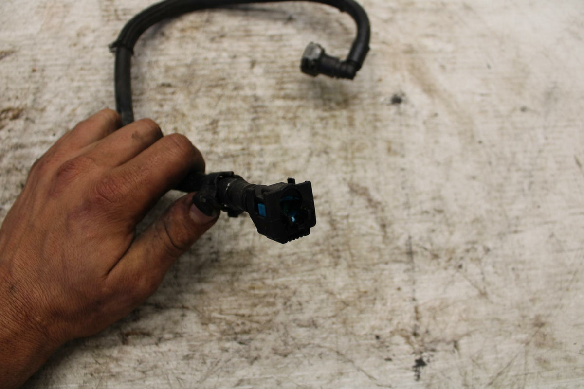 17-19 YAMAHA FZ09 HOSE FUEL PIPE BB310