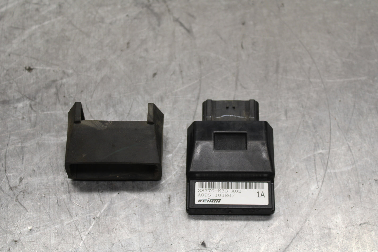 15-16 HONDA CB300F ECU COMPUTER CONTROLLER UNIT BLACK BOX ECM CDI  BB740