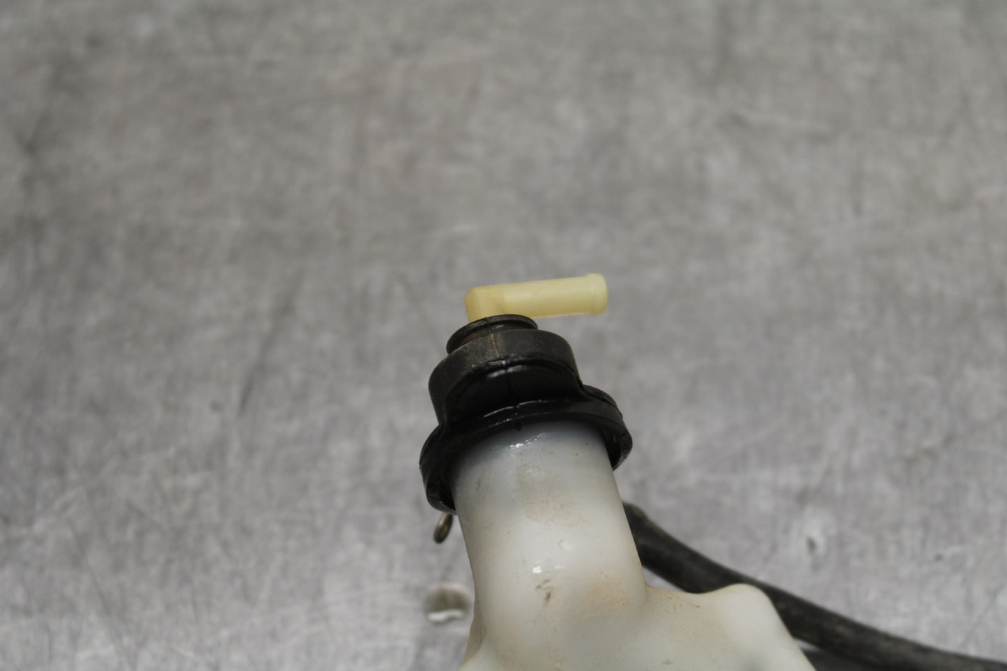 06-07 YAMAHA YZF R6 COOLANT WATER TANK RESERVOIR BOTTLE BB742