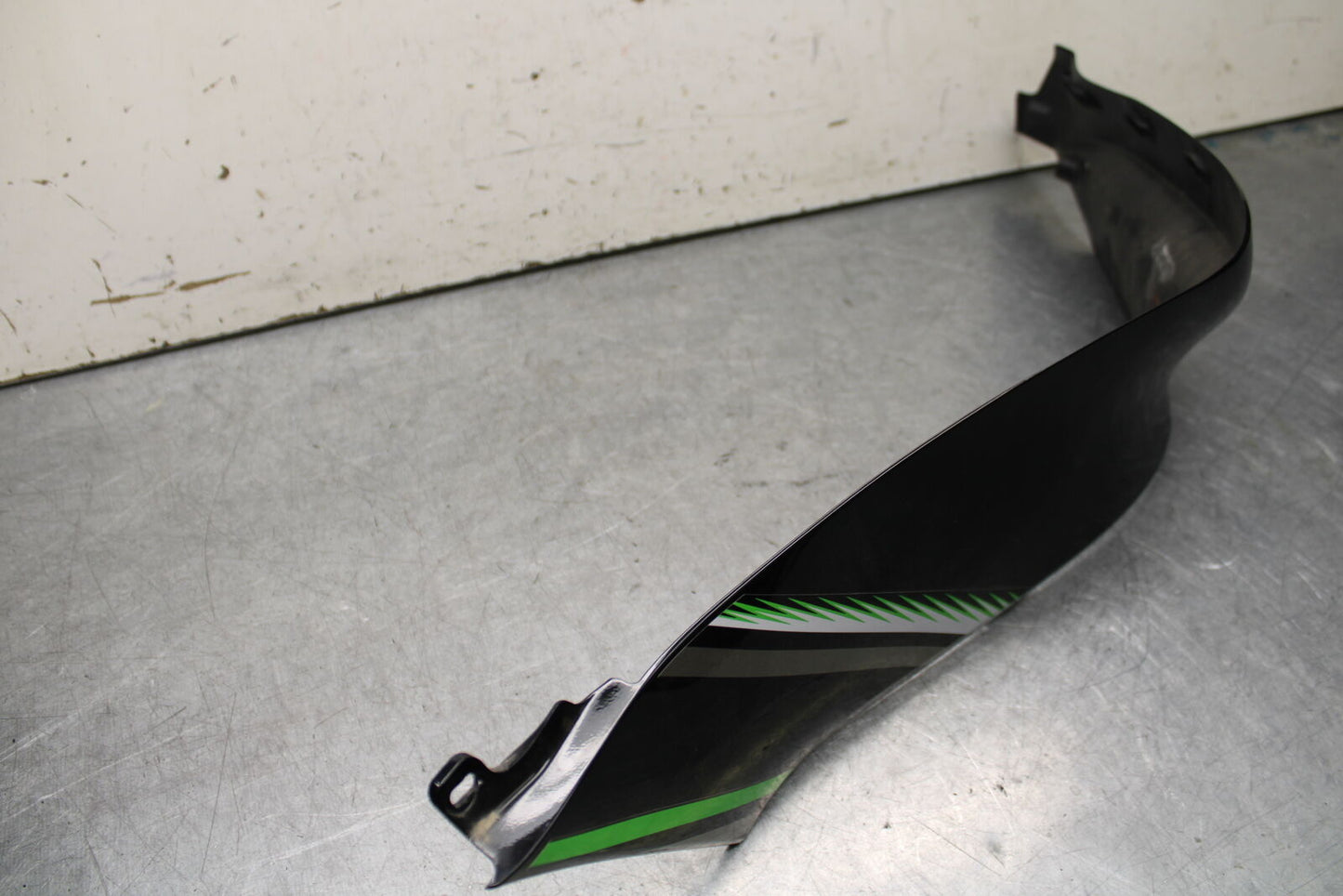 16 KAWASAKI NINJA ZX10R RIGHT FRONT SIDE SEAT PANEL TRIM COWL FAIRING BB650
