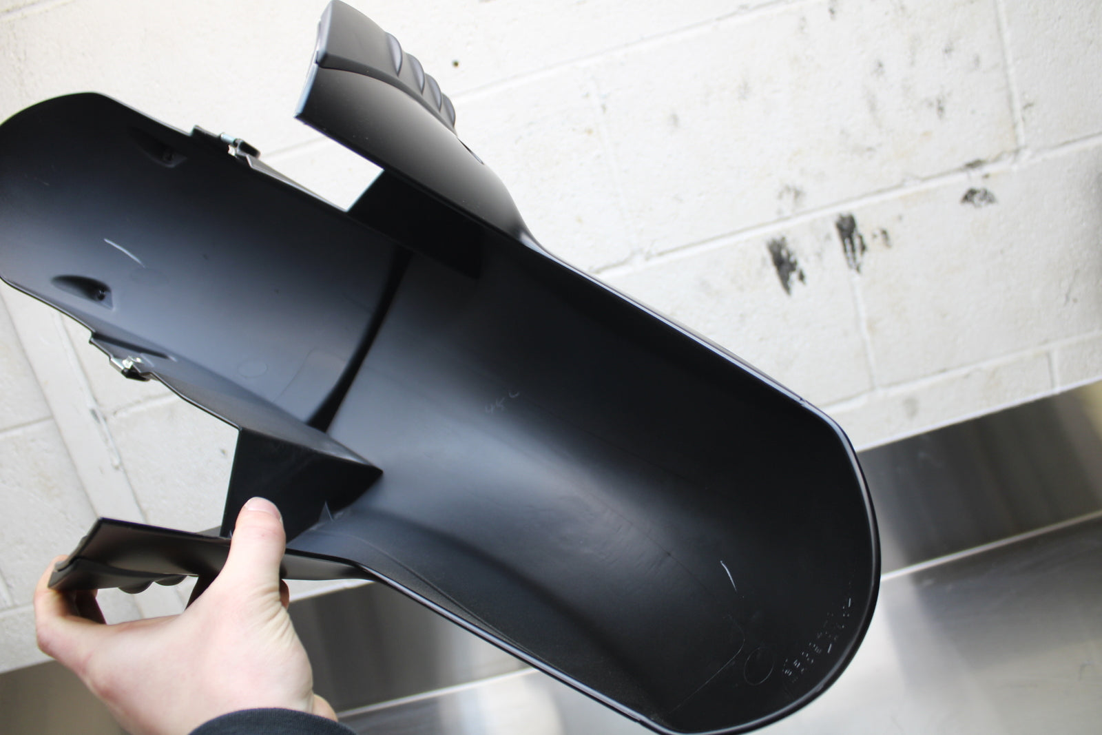 23-24 KAWASAKI NINJA ZX14R FRONT WHEEL FENDER COWL FAIRING BB141