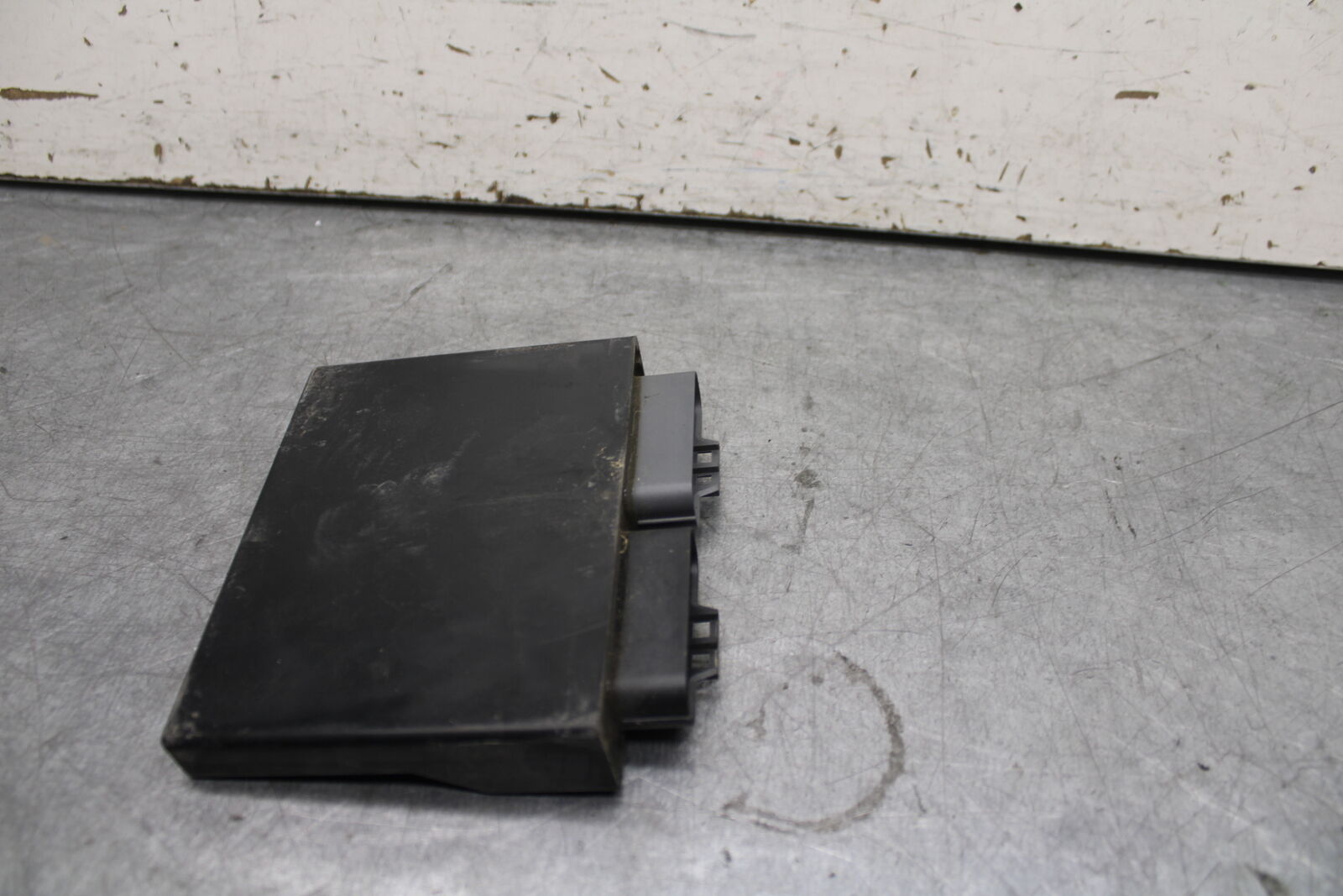 05-06 SUZUKI GSXR1000 ECU COMPUTER CONTROLLER UNIT BLACK BOX ECM CDI  BB677