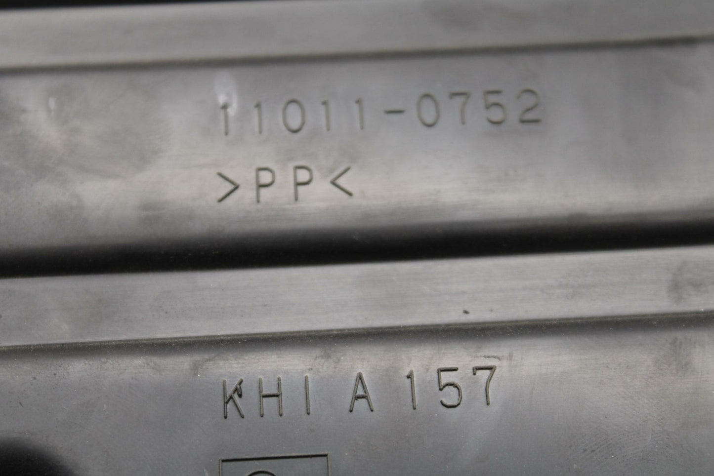 13-18 KAWASAKI NINJA ZX6R AIRBOX AIR INTAKE FILTER BOX BB409