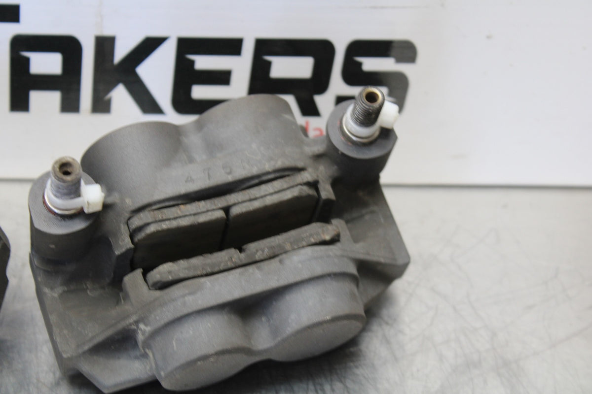 04-05 YAMAHA YZF R1 RIGHT LEFT FRONT BRAKE CALIPER SET PAIR CALIPERS BB173
