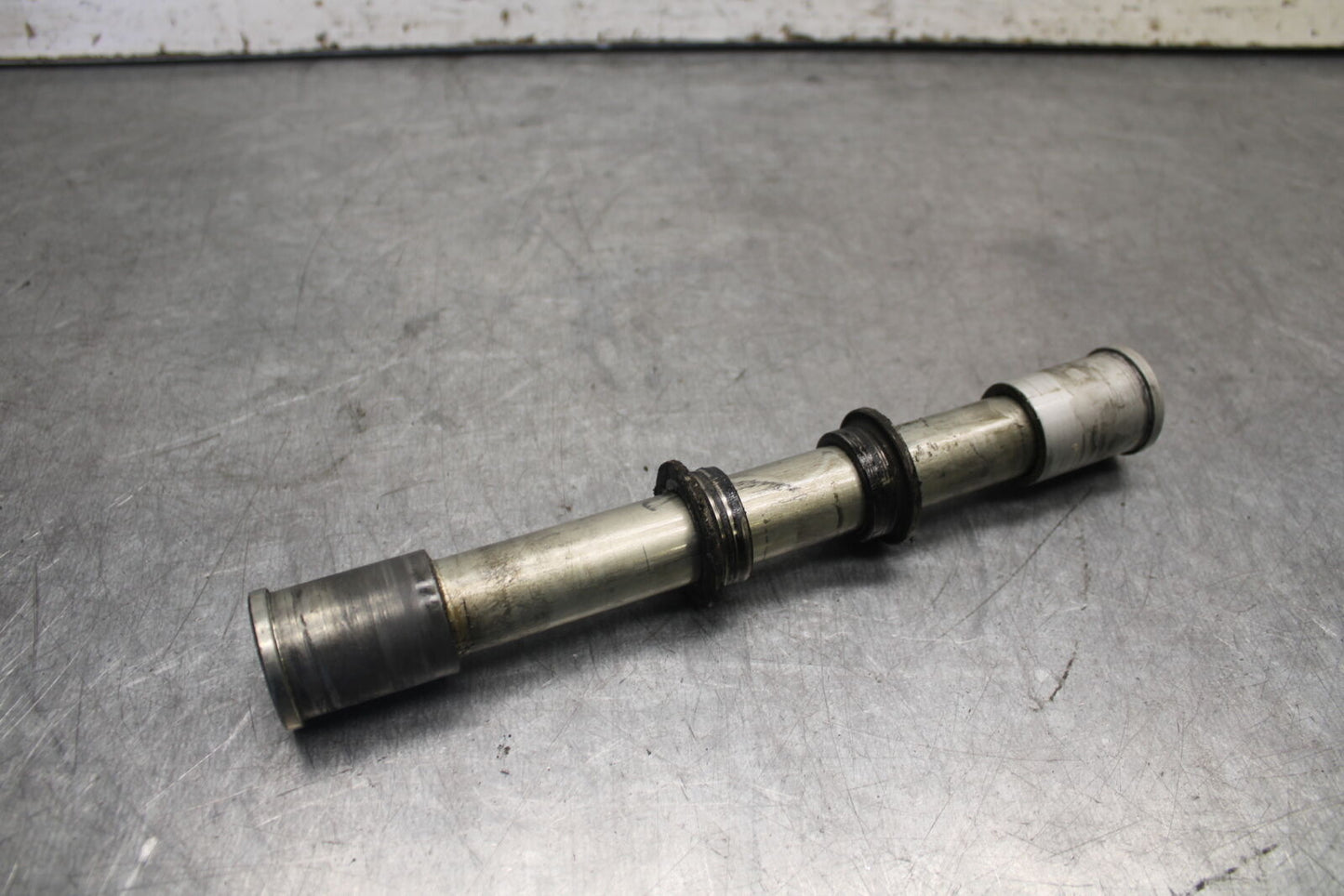 09-12 KAWASAKI NINJA ZX6R FRONT WHEEL RIM AXLE PIVOT BOLT 41068-0034 BB698