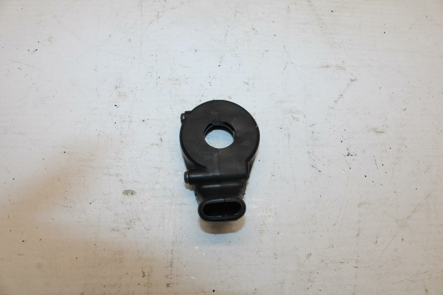 13-18 KAWASAKI NINJA ZX6R THROTTLE CABLE LINE HOUSING GUIDE BB353