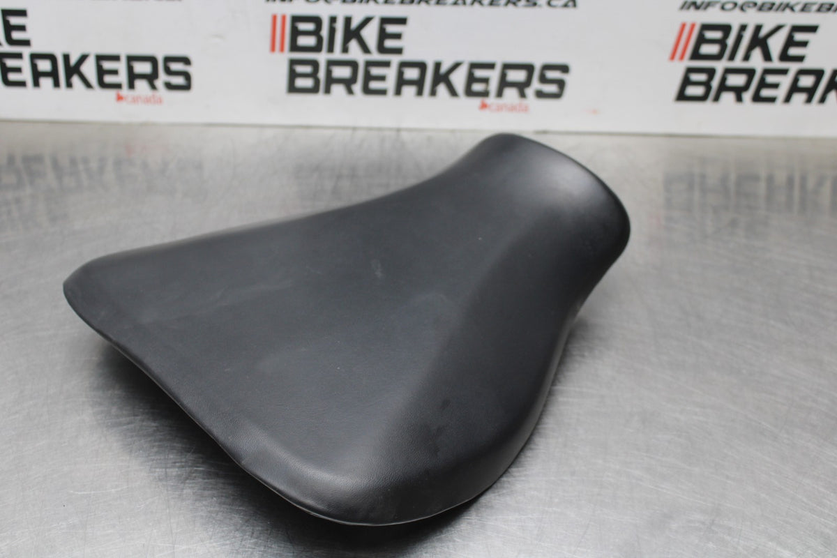 13-24 HONDA CBR600RR FRONT DRIVERS SEAT PAD SADDLE PILLION BB772