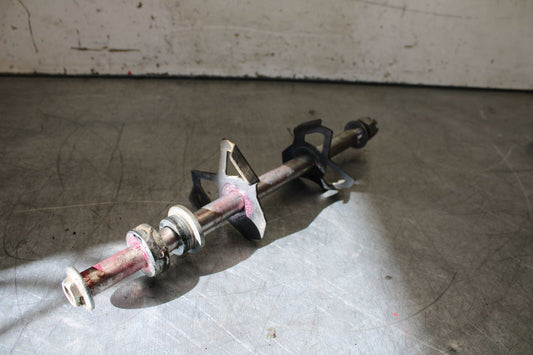 19-22 KAWASAKI Z400 REAR AXLE BACK WHEEL RIM PIVOT BOLT AXEL BB708