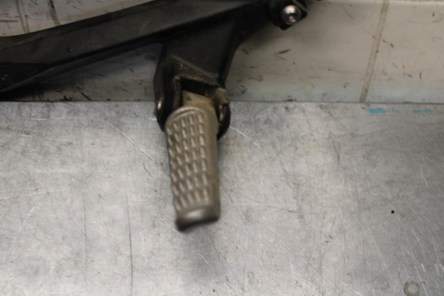 2012 Kawasaki Ninja ZX14R ZX1400E RIGHT LEFT REARSETS  DRIVER FOOT PEGS  BB60