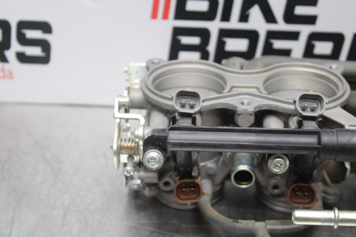 11-22 SUZUKI GSXR 600  MAIN FUEL INJECTORS / THROTTLE BODIES BB193