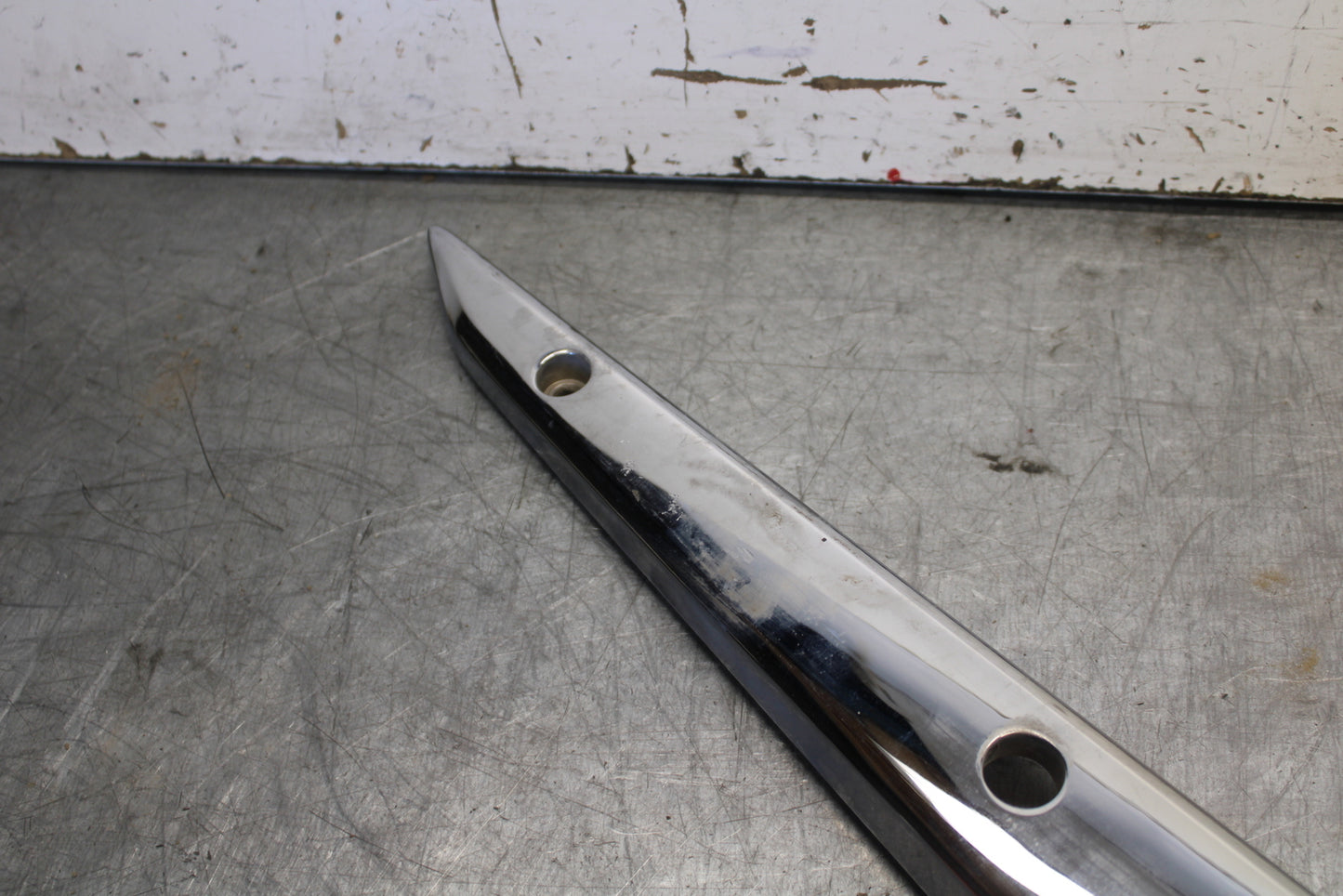 02-04 HONDA VTX1800S LEFT REAR FENDER SUPPORT SUBFRAME BB712