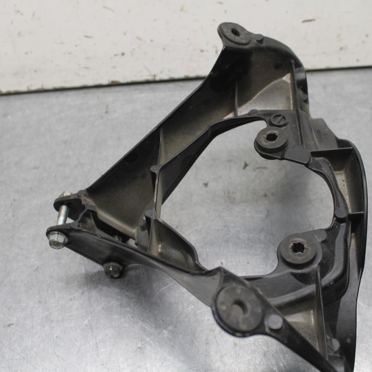 06-07 SUZUKI GSXR750 UPPER FAIRING MIRROR GAUGES STAY BRACKET 94511-01H00 BB645