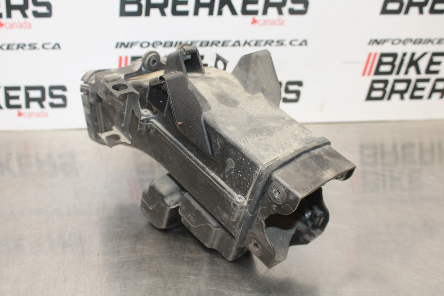 07-08 KAWASAKI NINJA ZX6R RAM AIR INTAKE TUBE DUCT 39045-0030 BB203