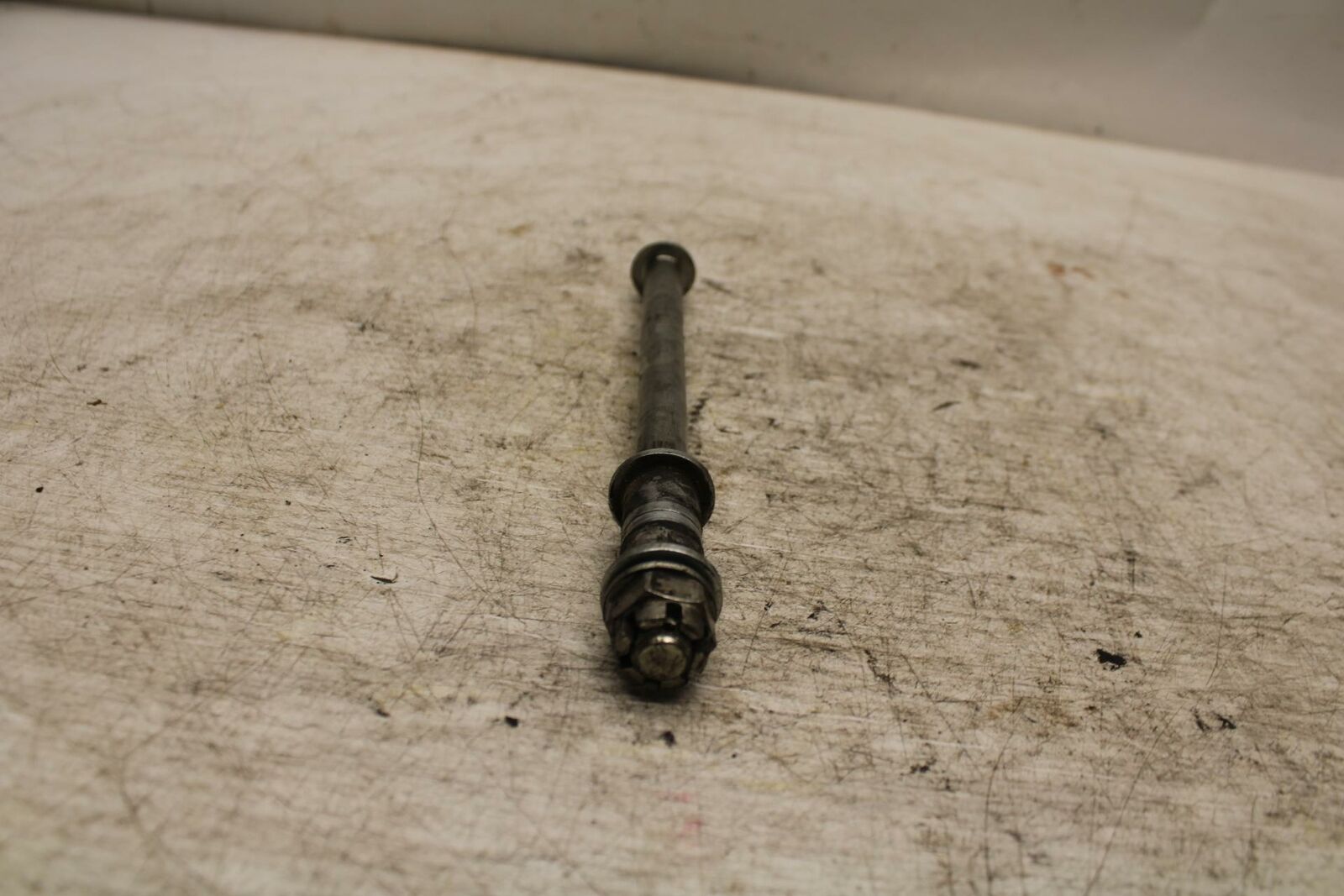 12-13 KAWASAKI EX300 NINJA FRONT WHEEL RIM AXLE PIVOT BOLT BB373