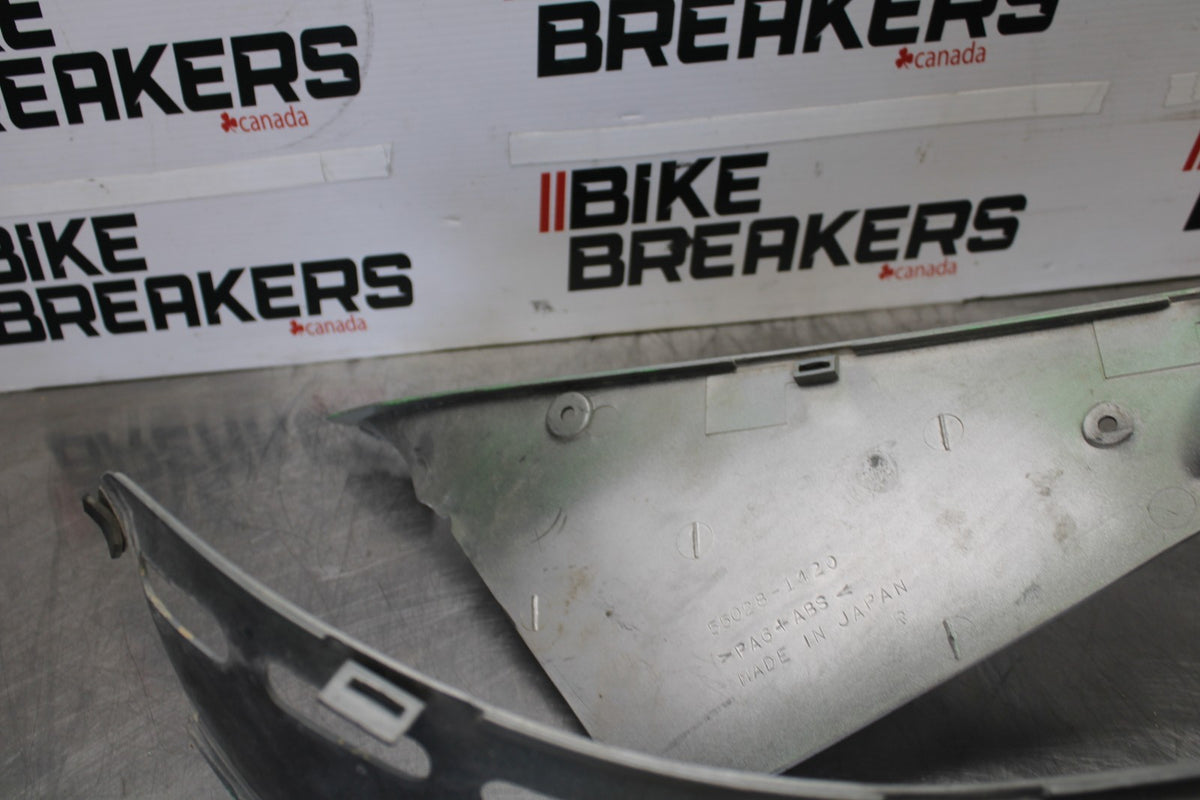 00-05 KAWASAKI NINJA ZX12R LOWER FRONT UPPER INNER HEADLIGHT COWL FAIRING  BB892