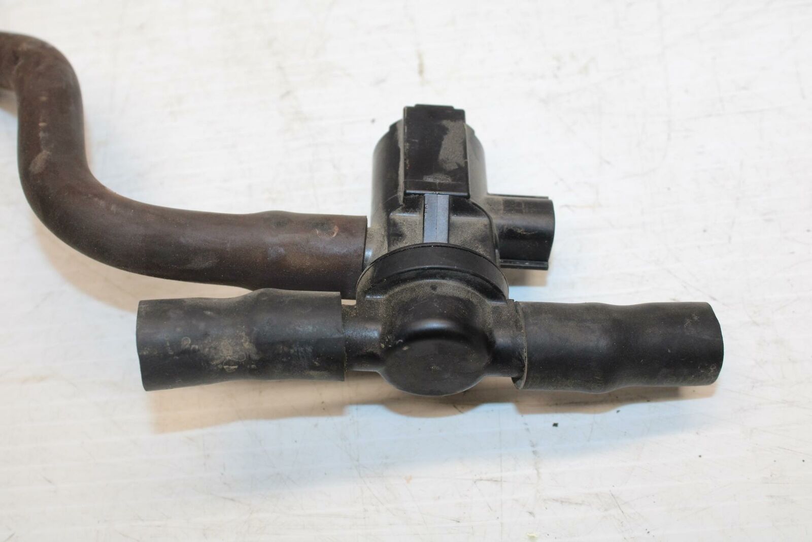 13-18 KAWASAKI NINJA ZX6R AIR VALVE SOLENOID TOP ENGINE SWITCH SENSOR BB240