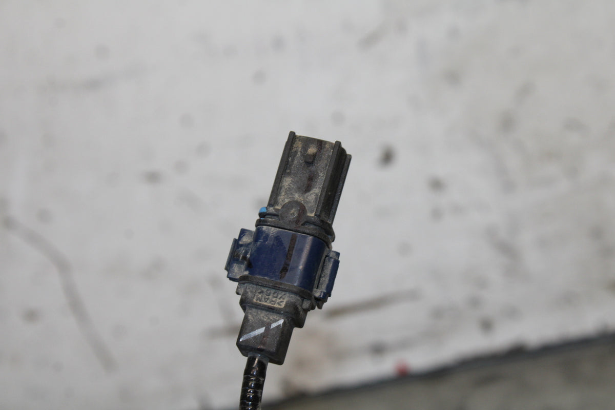 19-22 KAWASAKI Z400 FRONT ABS BRAKE SENSOR BB708