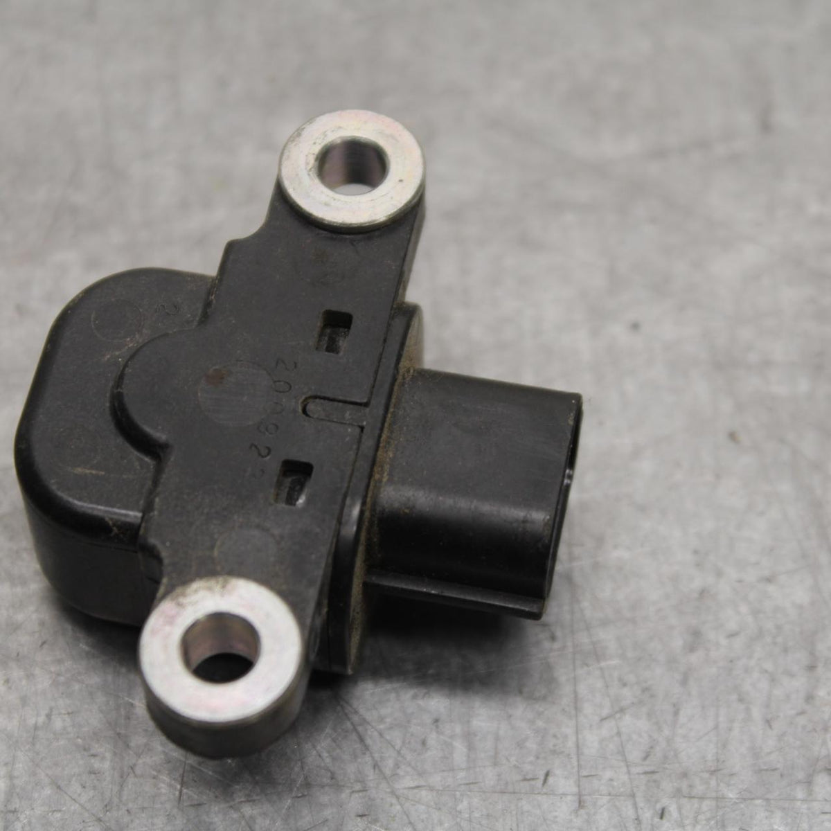 21 KAWASAKI NINJA ZX6R TIP OVER BANK ANGLE CRASH SENSOR SWITCH  21176-0026 BB647