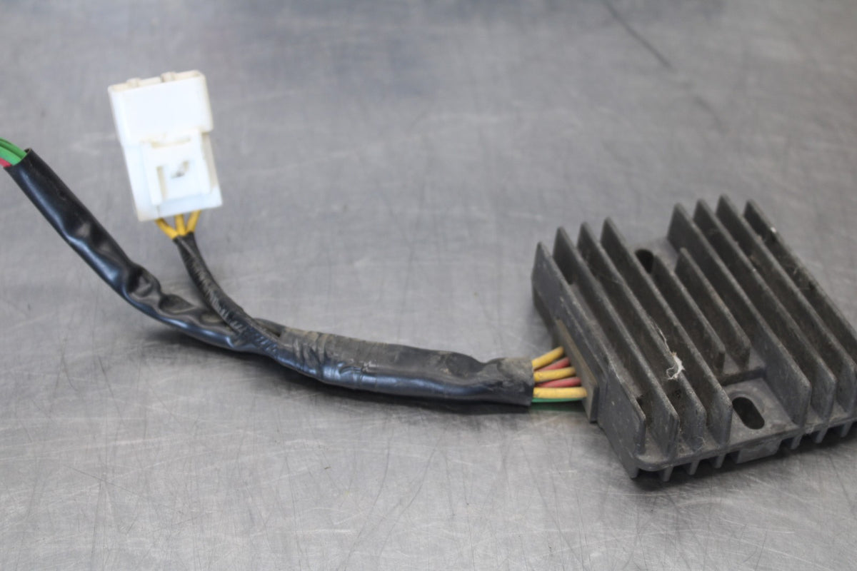 05-06 HONDA CBR600RR RECTIFIER VOLTAGE REGULATOR BB893