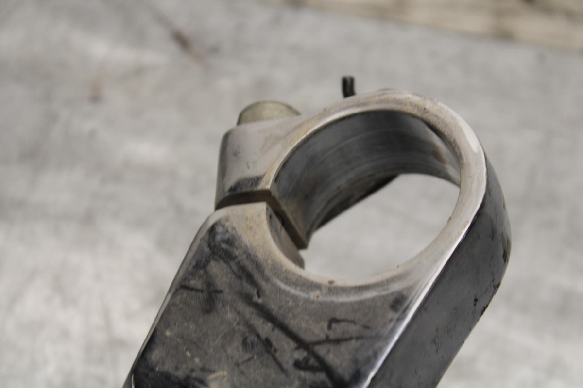 2007 Honda Shadow Spirit 1100 VT1100C FRONT  LOWER TRIPLE TREE STEM BB561