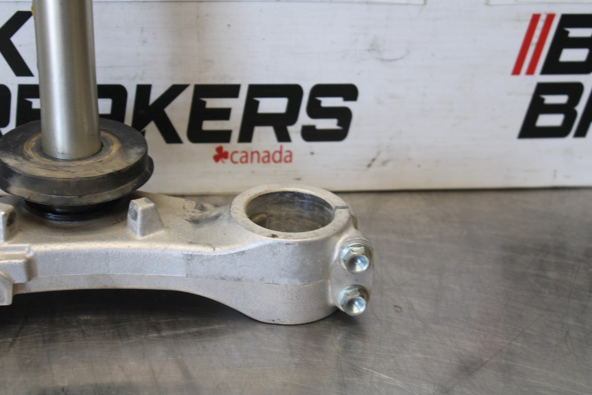 97-00 SUZUKI GSXR600 SRAD FRONT FORKS CLAMP LOWER TRIPLE TREE STEM BB921