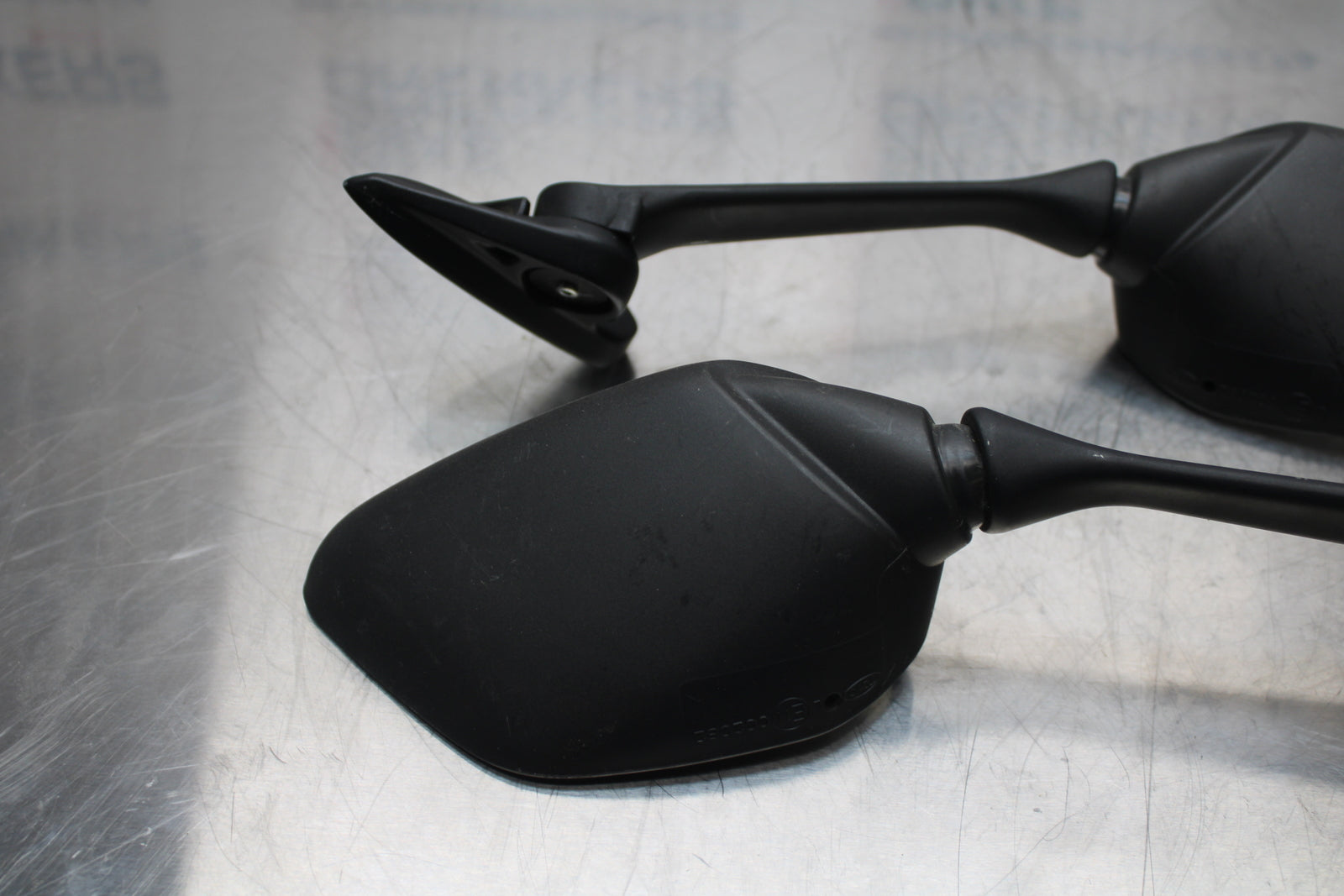 19 YAMAHA YZF R3 REAR VIEW MIRROR SET PAIR MIRRORS BB378