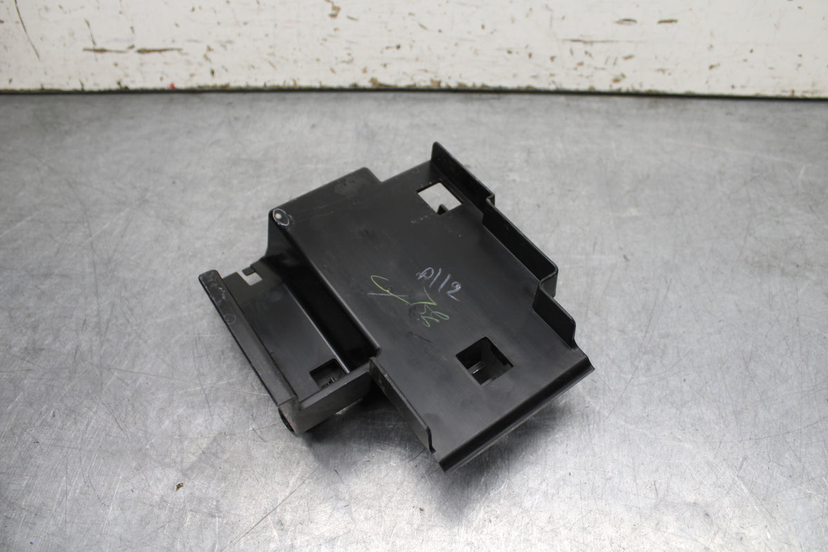 24 KAWASAKI NINJA 500 ABS ECU COVER / RELAY MOUNT BB730