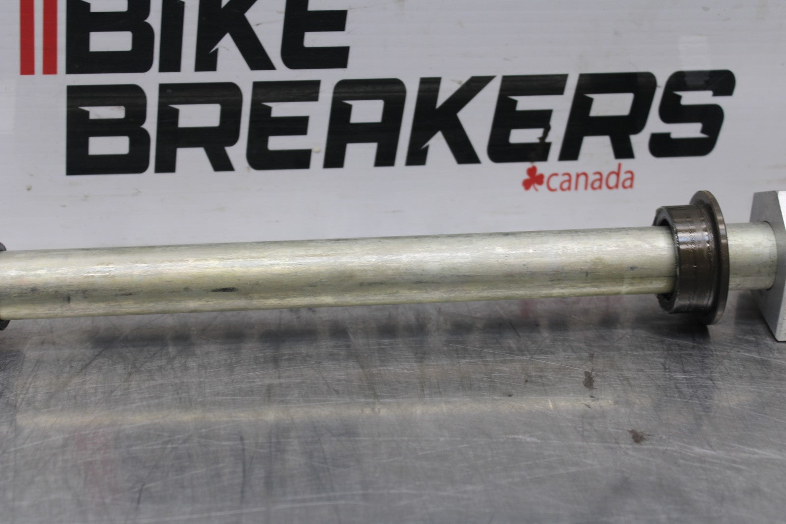 23-24 KAWASAKI NINJA ZX14R REAR AXLE BACK WHEEL RIM PIVOT BOLT AXEL BB764