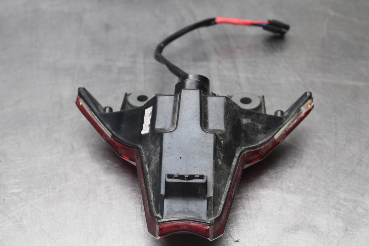 23-26 KAWASAKI NINJA ZX4RR REAR TAIL TAILLIGHT BACK BRAKE LIGHT BB898