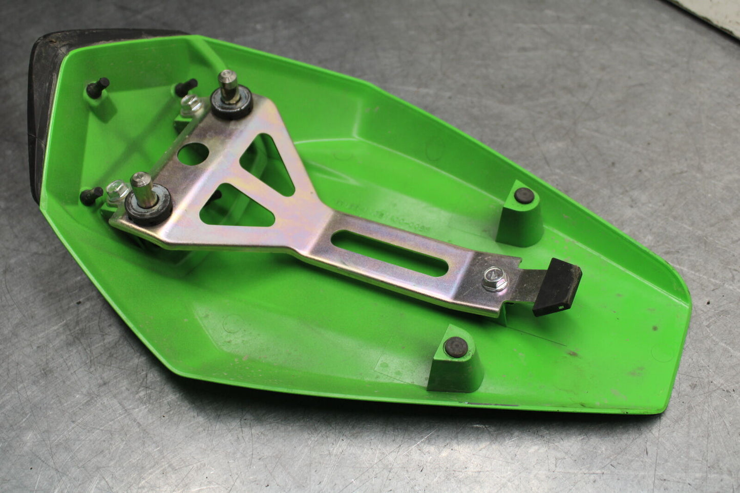 16 KAWASAKI NINJA ZX10R REAR SEAT SOLO COWL FAIRING COVER 99994-0667-51B BB650