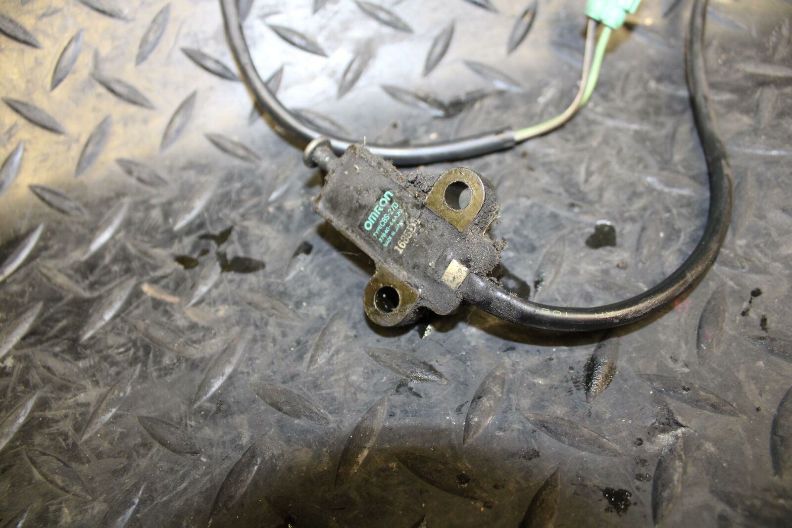 05-06 SUZUKI KATANA 750 GSX750F KICKSTAND SIDE KICK STAND SENSOR bb166