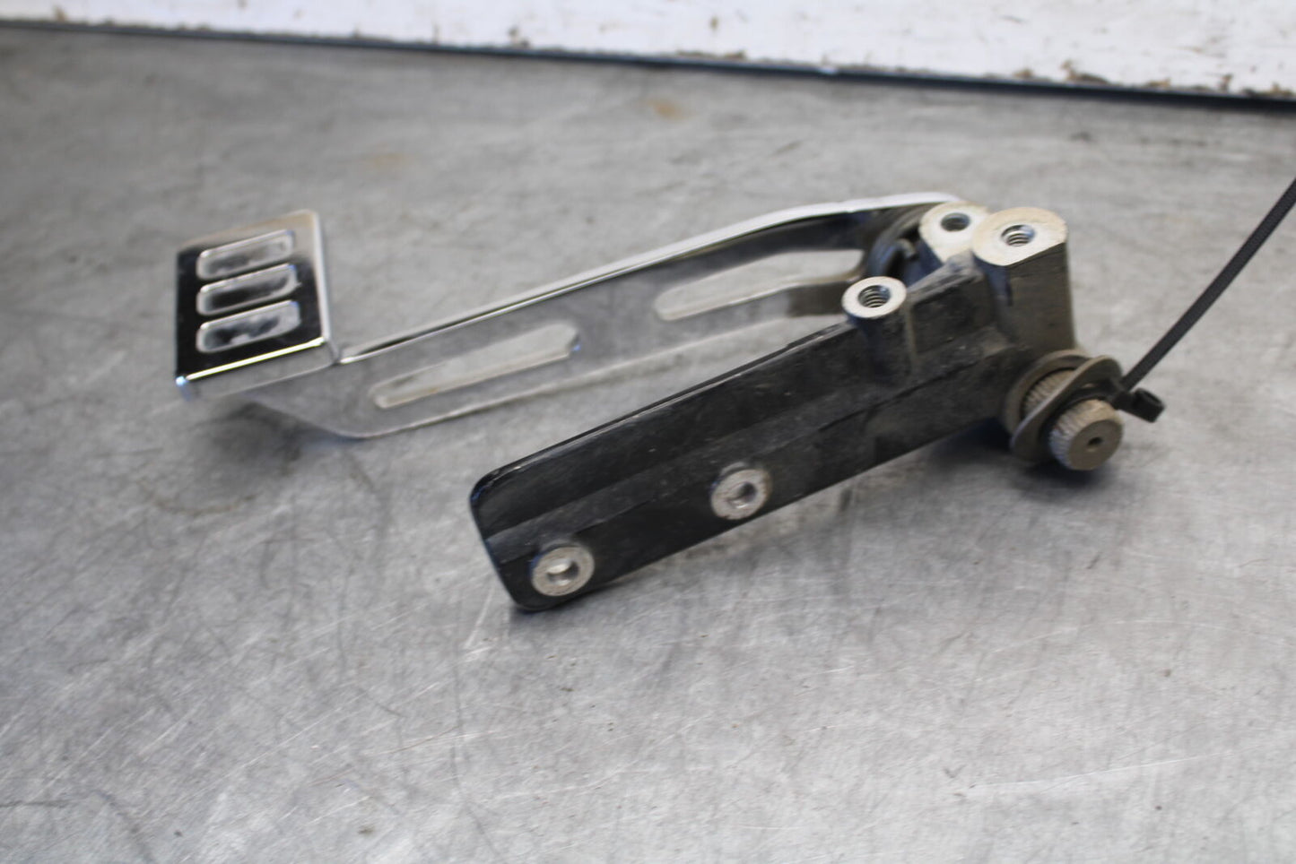 05-06 YAMAHA ROYAL STAR RIGHT REARSET BRAKE FOOT PEDAL BB697