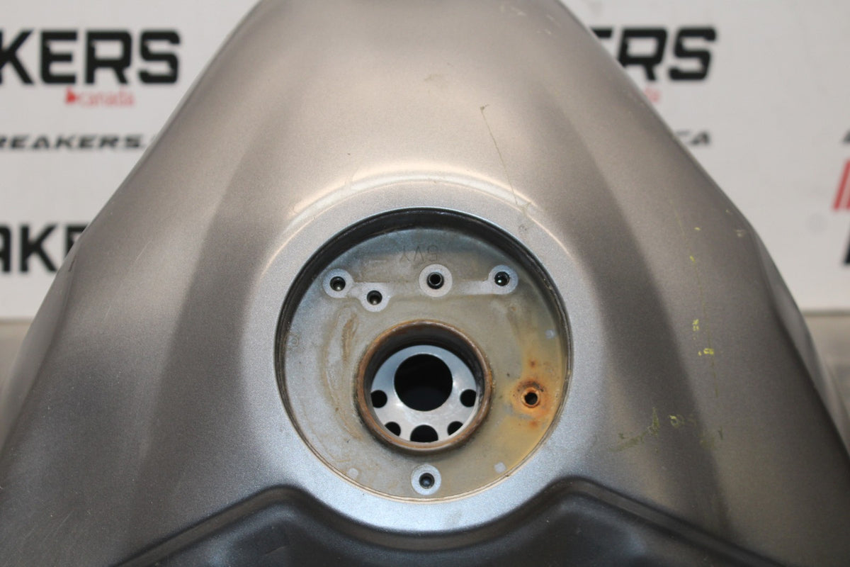 13 YAMAHA YZF R1 GAS TANK FUEL CELL PETROL RESERVOIR BB781