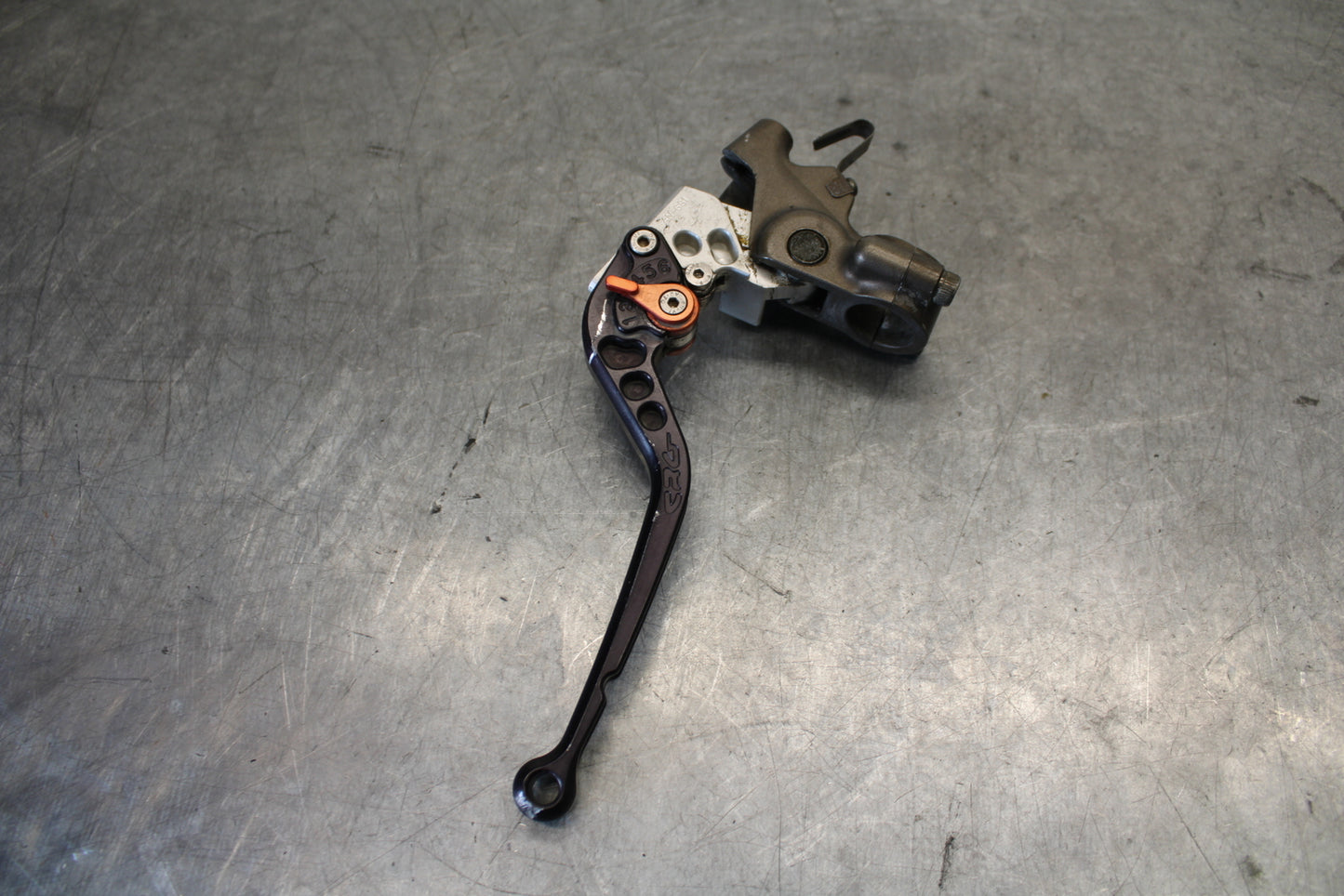 03-04 KAWASAKI NINJA ZX6RR CLUTCH PERCH MOUNT WITH CRG LEVER  BB684