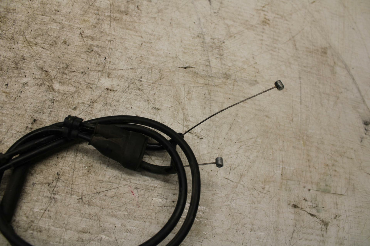08-16 YAMAHA YZF R6 THROTTLE CABLES LINES BB365