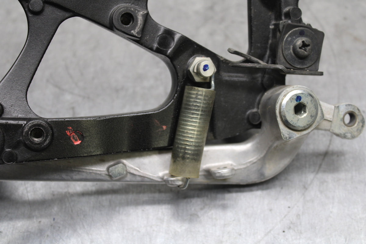 09-14 YAMAHA YZF R1 RIGHT REARSET REAR SET DRIVER FOOT PEG REST STOP BB118