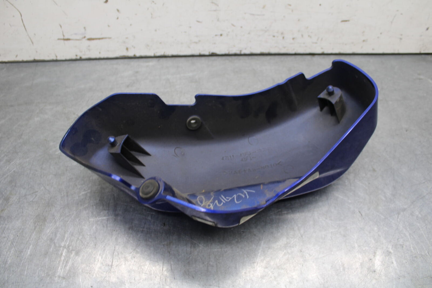 05-06 SUZUKI BOULEVARD M50 SIDE COVER PANEL COWL FAIRING 47130-41F00 BB671