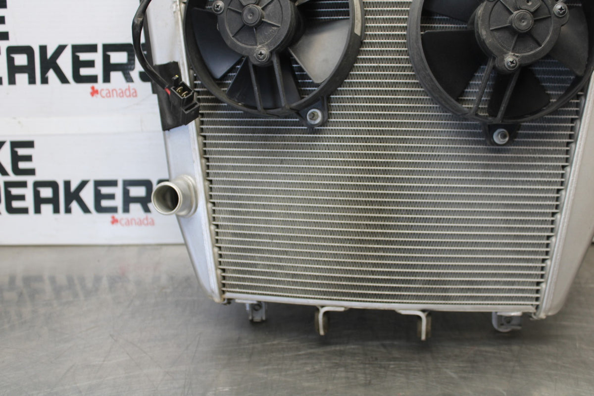 16 APRILIA TUONO V4 1100 ENGINE RADIATOR MOTOR COOLER COOLING RADIATER BB905