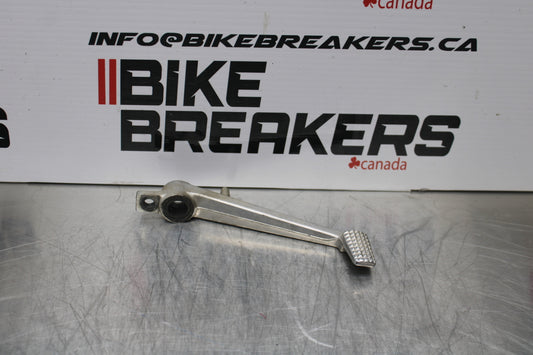 04-05 KAWASAKI NINJA ZX10R RIGHT REARSET BRAKE FOOT PEDAL BB163