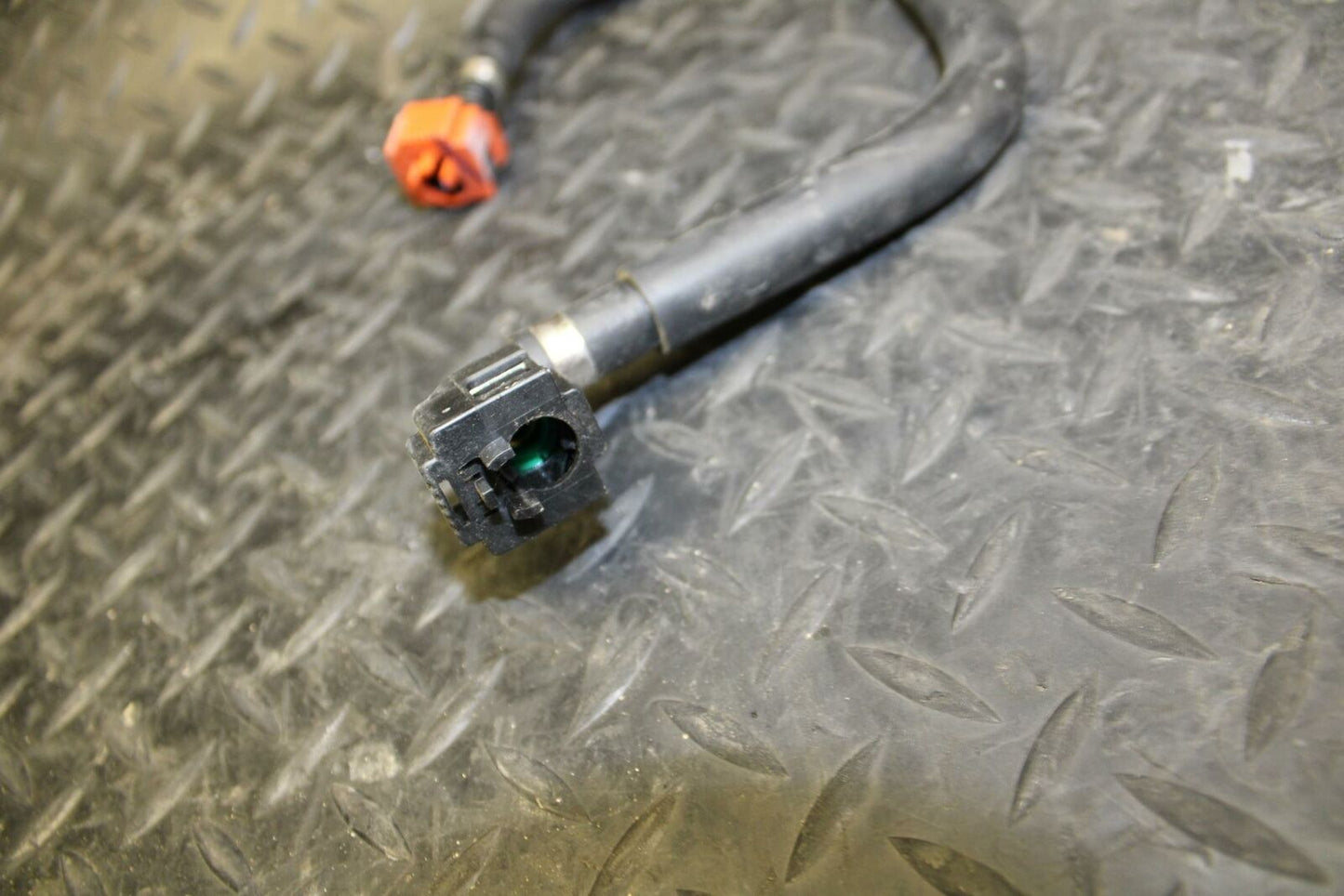 19 YAMAHA YZF R3 FUEL HOSE GAS LINE TUBE PIPE BB177