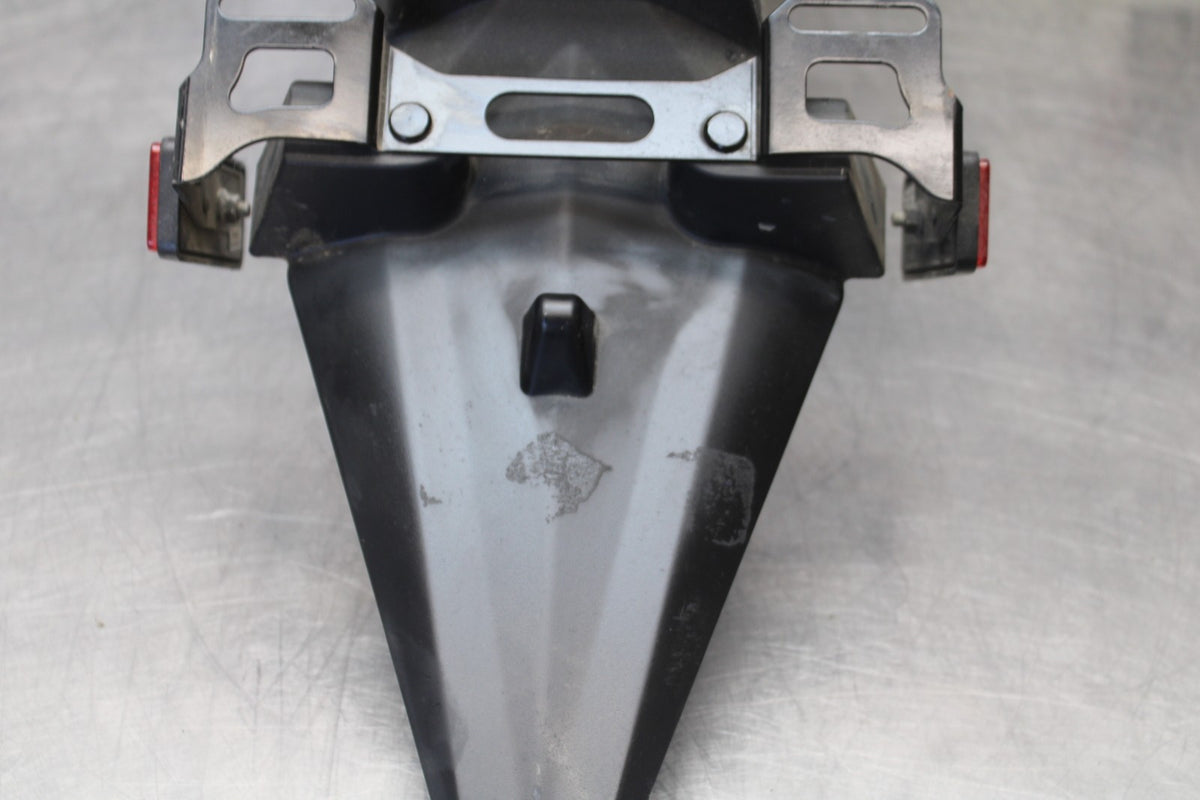 23 YAMAHA YZF R3 REAR BACK FENDER MUD GUARD BB003-A