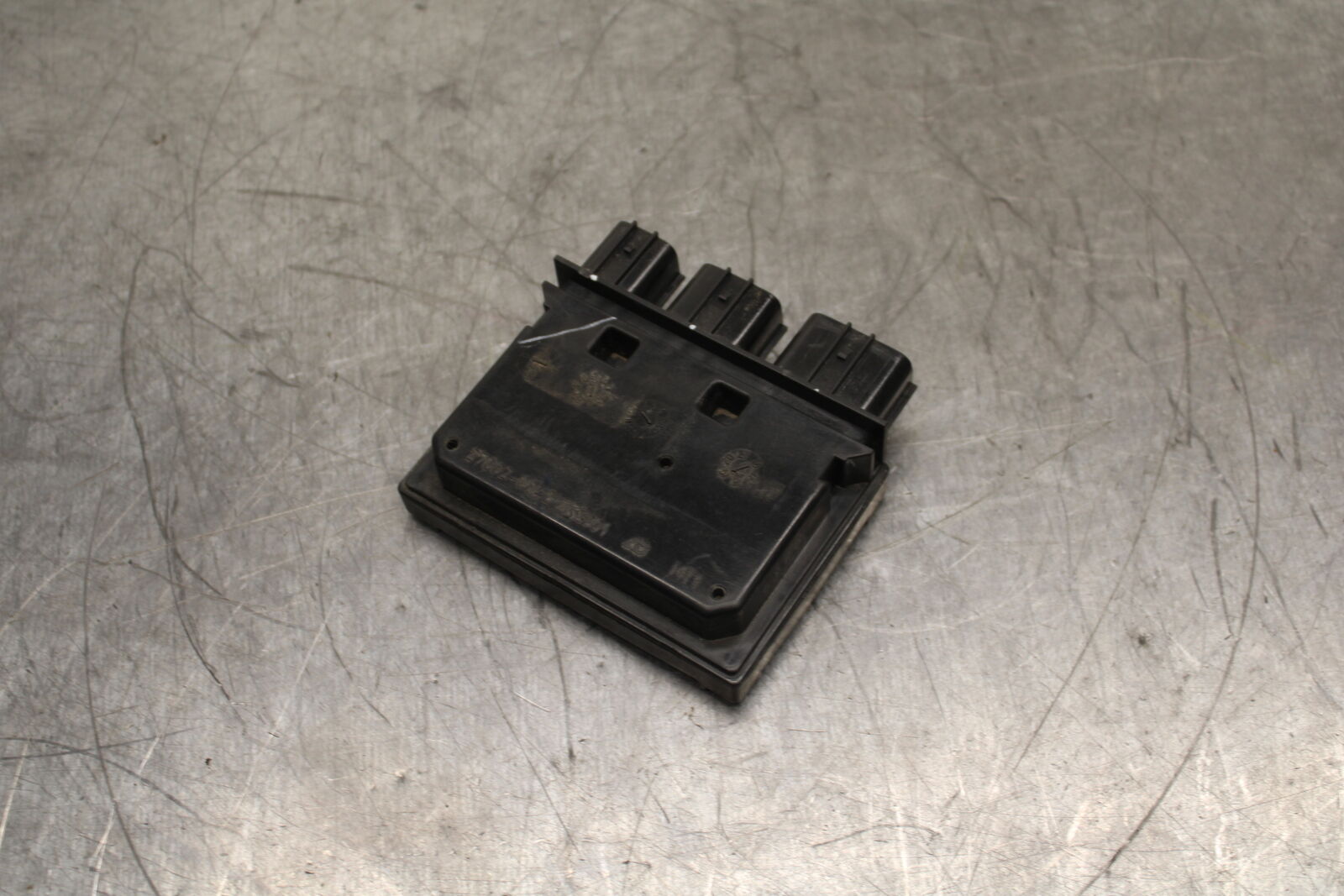 19-22 KAWASAKI Z400 RELAY ASSEMBLY FUSE BOX BB738