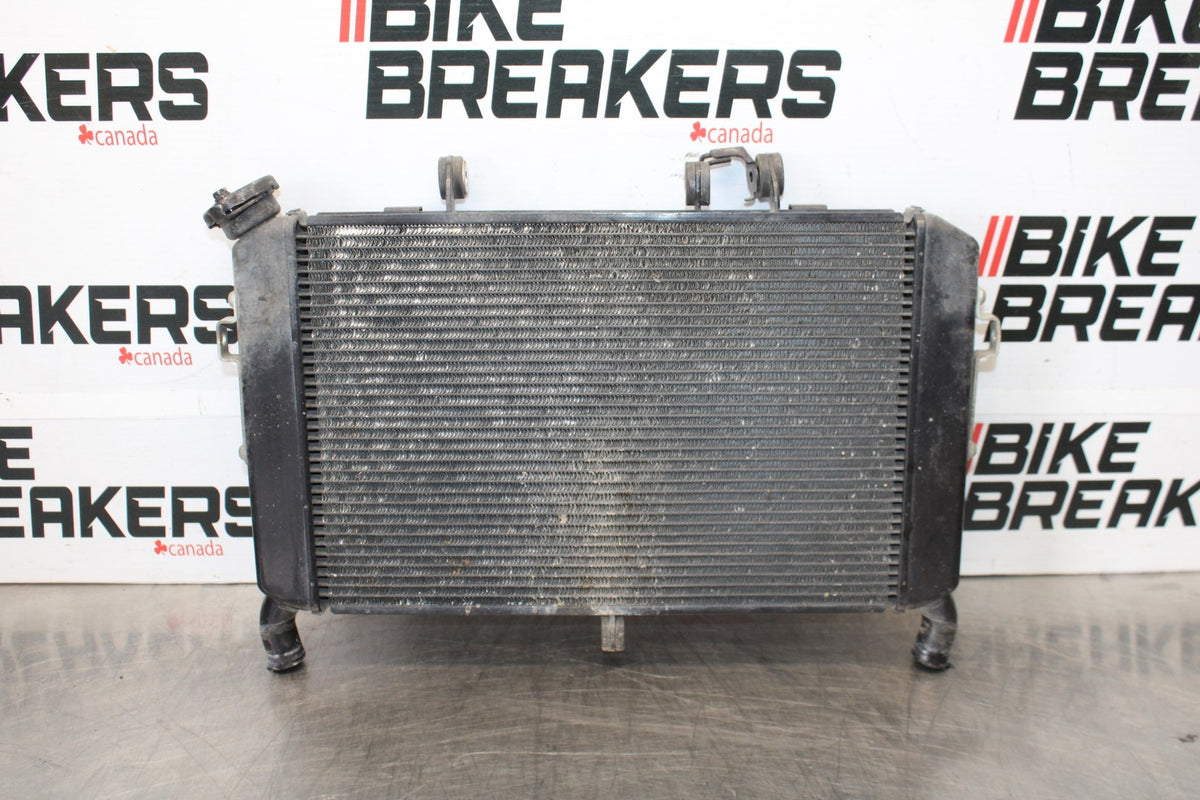 15-17 YAMAHA FJ09 ENGINE RADIATOR MOTOR COOLER COOLING RADIATER BB906