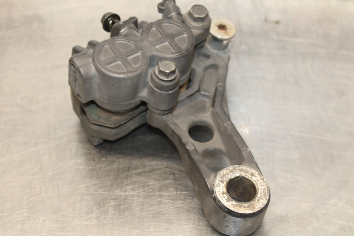 84 HONDA INTERCEPTOR 1000 VF1000F REAR BACK BRAKE CALIPER W MOUNT BRACKET BB878